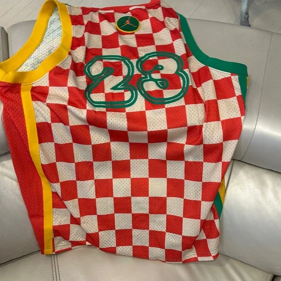 Nike Men's Multicolor Graphic Basketball Jersey - Green/Yellow/Red/White - Picture 6 of 6